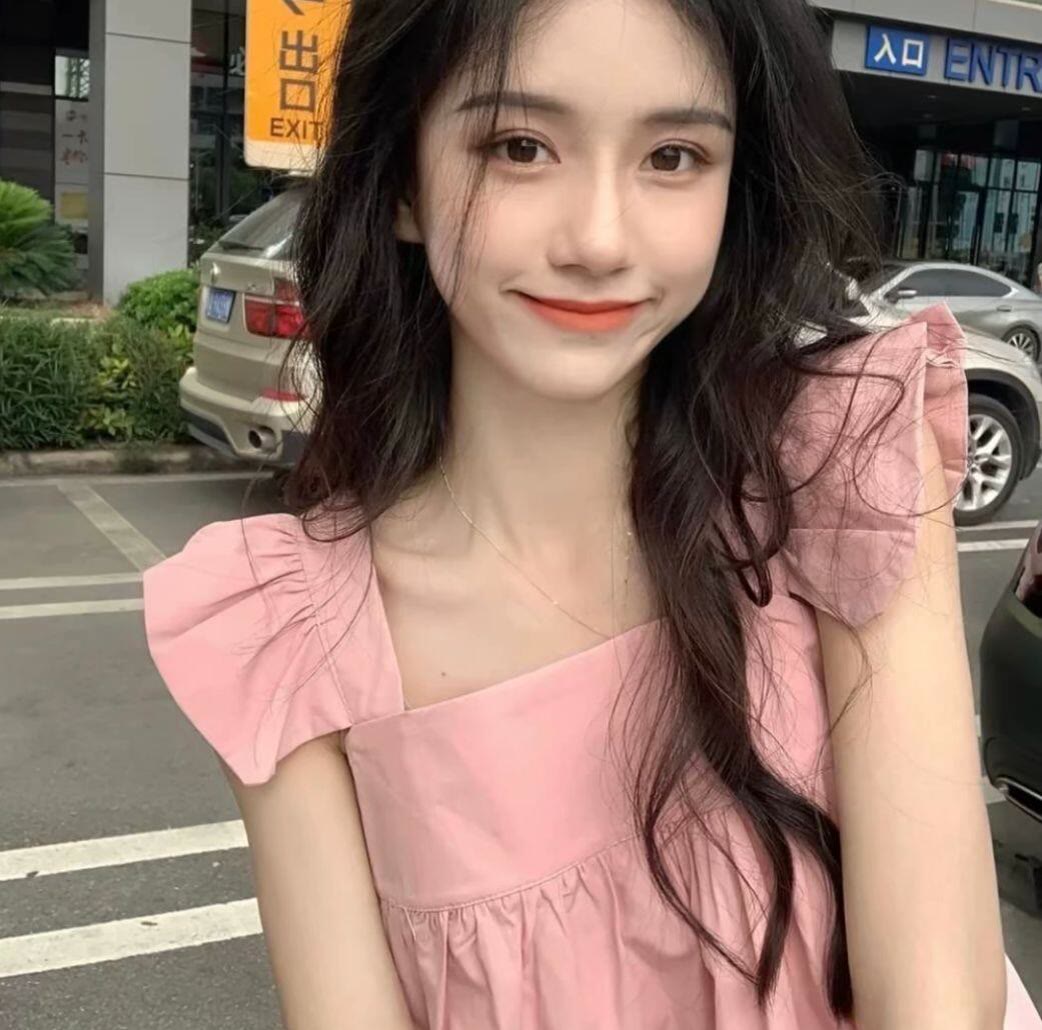 AnderaCalcfjef's tweet photo. Christian🥎06年，156cm，47kg上海附近男生出来认识下 想找个合拍的呀（蹲个聊得来的）鹤岗💡🦂 #上海 #约炮 #女大 https://t.co/Tlw2a2Ddbp