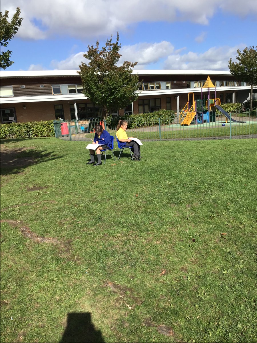 mrs_sshields's tweet photo. Year 5S art this week 🖼️ @HollinPrimary https://t.co/kzt40SrXuV