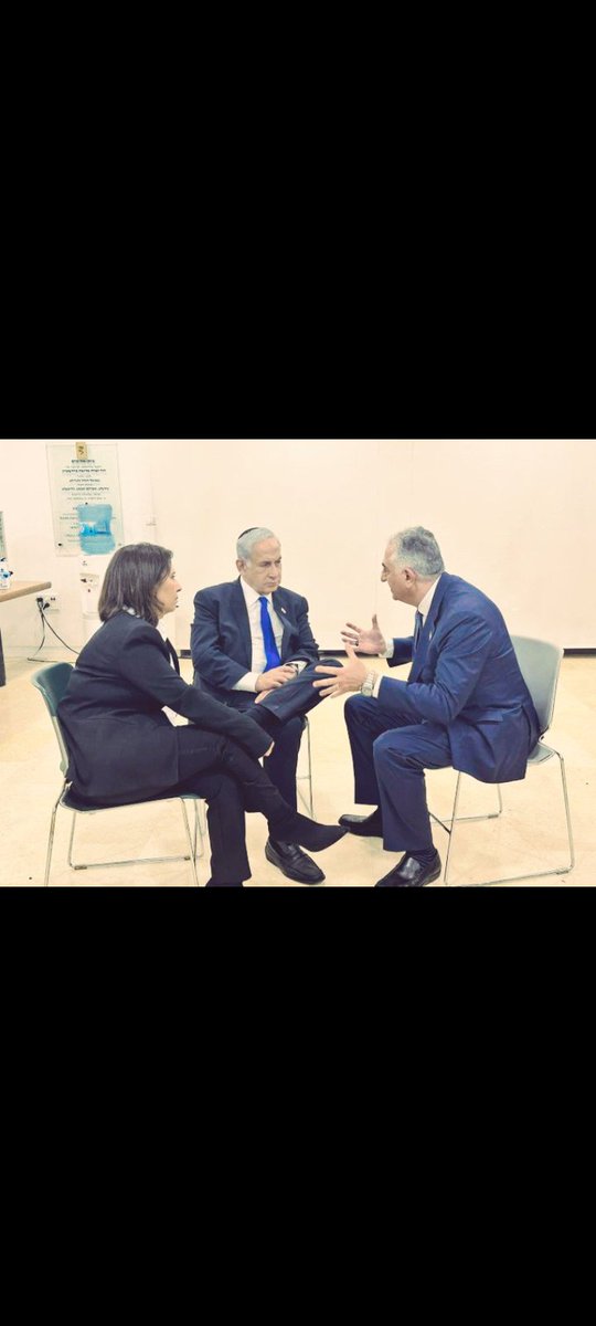 AllaAriya27867's tweet photo. @netanyahu The world and history owe you a debt of gratitude, for you cleanse the earth of the scourge of evil and give it the chance to breathe in safety.🙏🏻💙❤ #bi_bi_netanyahu It's pure love.❤❤❤ https://t.co/qxvrxWMA9X