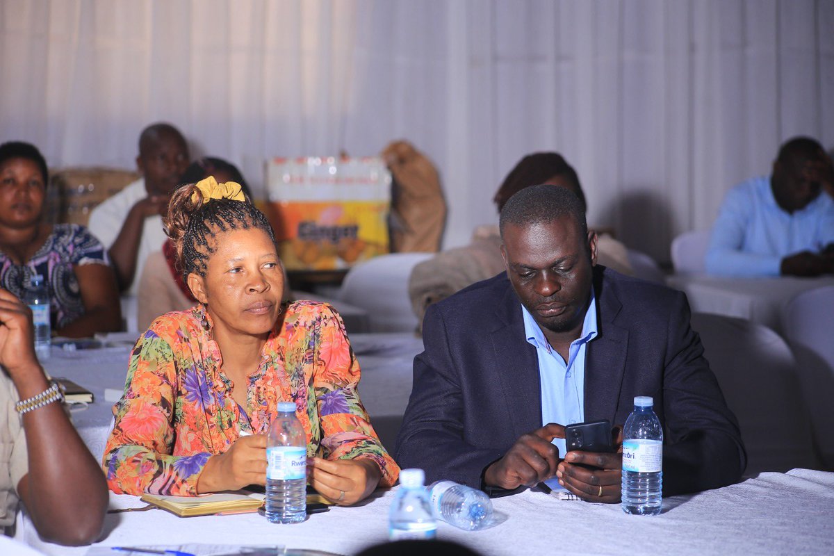 SiphoUganda's tweet photo. Stronger coordination between local governments, central government and institutions such as the Treasury and Local Government Finance Commission is needed to improve revenue mobilisation.
#LocalGOVT27
#KnowYourBudget27
#TenfoldGrowth https://t.co/Yfx6hIUT8l