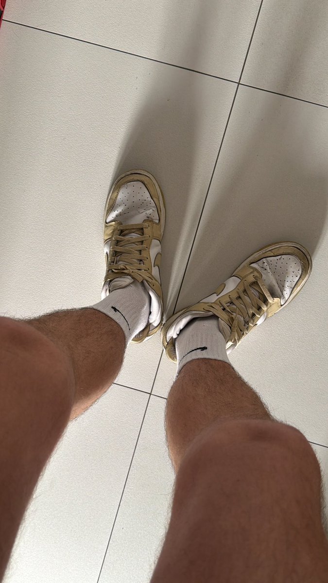 igor91416820's tweet photo. Do you want to smell that scent? 🧦

#feet #socks #gay #fetish #smelly #polishboy #gay #polishgay #stinky #sniff 
#polskigej https://t.co/czTCd4Hl36