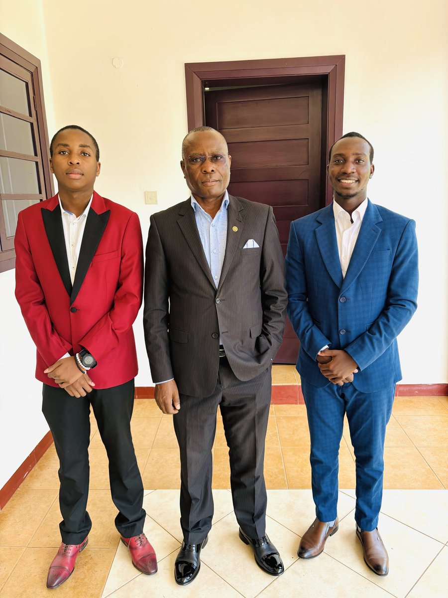 AKasingye's tweet photo. As you continue crucifying @DoreenNasaasira, this is what I normally tell my sons if they want to be successful in life. 
✅ Fear God
✅ Respect your parents & others
✅ Humility & discipline
✅ Study, work hard & get money
✅ It’s your responsibility to provide for your wife & family. If you don’t work, no daughter of anyone worth her salt will marry you. Even if she earns more money than you, never remain at home in bed while others go to work expecting to be woken up for dinner bought by your wife. Even if you don’t have the cash flow at a certain point, it’s not that you didn’t try. Your money may be held up in processing or planning to get your next job. Your wife understands. But, it’s not a ticket for laziness  & procrastination. 
✅ You owe no one your life & what you want to be, but you. 

As you discuss her opinion, you don’t need to punch below the belt. You even don’t need to insult her physical & mental health to drive your point home. You never medically examined her. Leave that to the weak & wicked. God loves us all. We’re all a true reflection of God. Good morning and stay blessed.