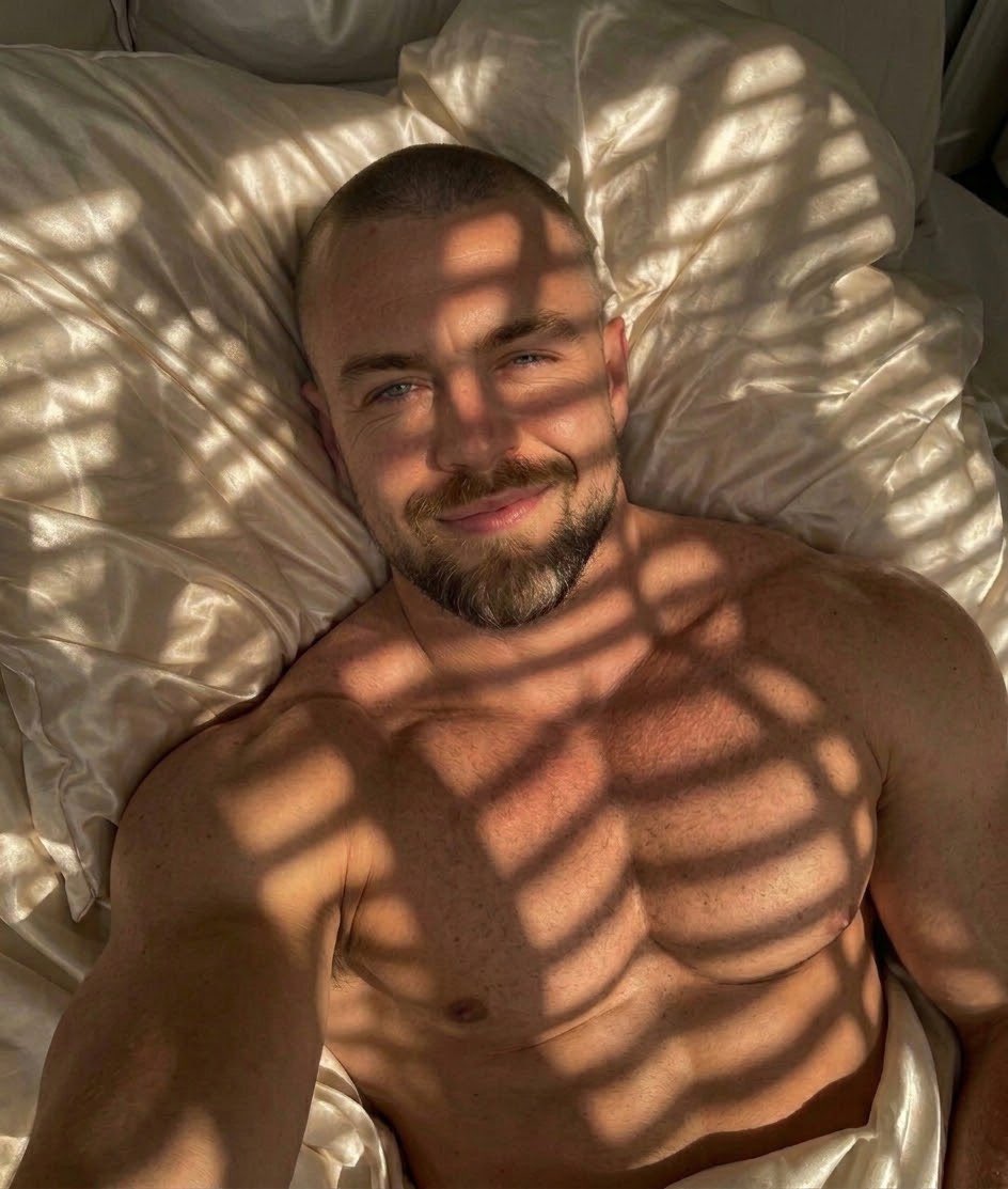 AndreasAn9043's tweet photo. #gay #gaymen #cudai #chest #hotdaddy #hotgay #daddy #Dilf
Kisses and cuddles? https://t.co/OIx6WxcGdp