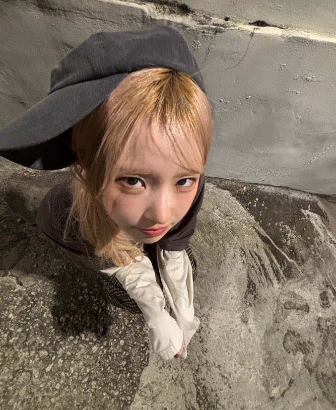 fromis_habread's tweet photo. 260925 #송하영 인스타
너진짜고양이지….. https://t.co/YG32P6aOpD