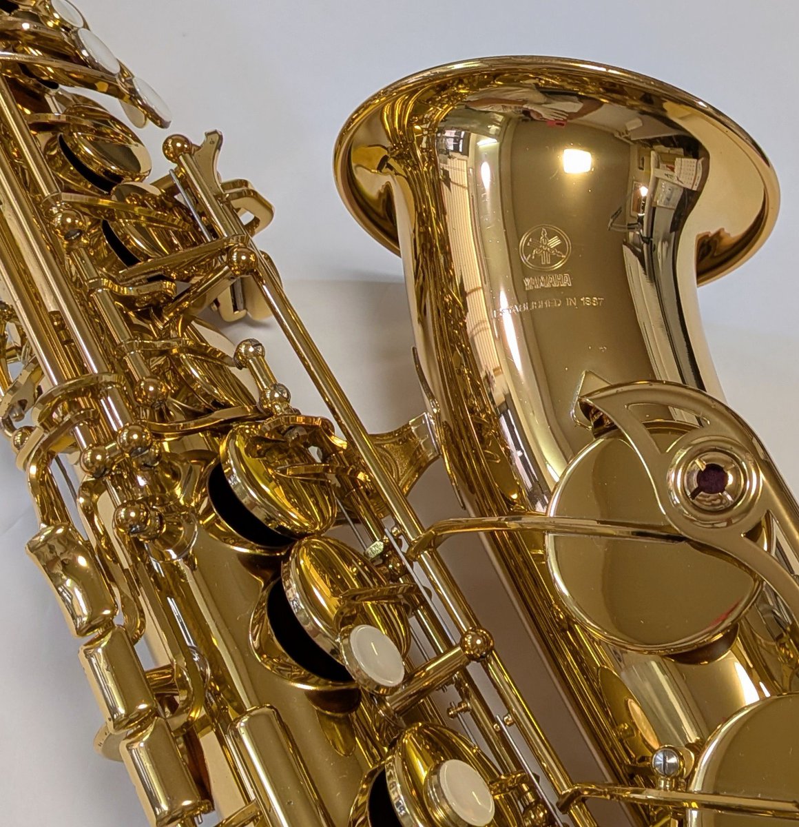 inoue_gakki's tweet photo. 中古管楽器情報 #saxophone .。
ヤマハ アルトサックス YAS-380
全分解管体洗浄、全タンポ交換ほか、丁寧にメンテナンス実施しております。動作機能良好。Made in Japan。ケース含め使用感少なめの美品中古です😁
▷https://t.co/T5HY7n5hki https://t.co/5PysS7uGz7