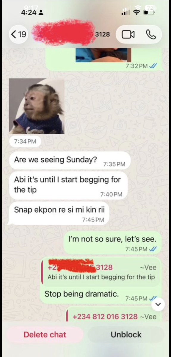 Harreari's tweet photo. @Civilian_wt It is part of it. See  Folakemi hustling  ekpon 😂😂 https://t.co/3EmaRC80Vy