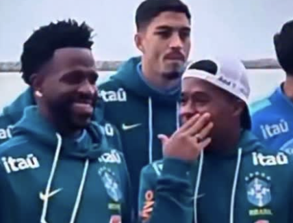 cullera5's tweet photo. Cuando vuelvan a sus clubes de europa, atrévete tú a burlarte así de la cultura de estos brasileños que faltan al respeto a los aborígenes australianos, a ver qué pasa. Te apagan el cristo redentor. https://t.co/yMPErlqJuX