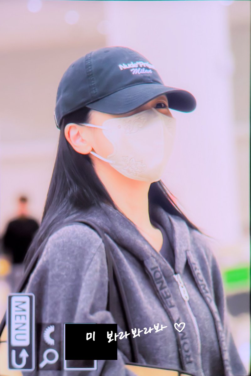 LookAtMi324's tweet photo. 260925 ICN preview
수고 많았어~푹 쉬어🫶🏻
#TWICE  #트와이스 #미나  #ミナ https://t.co/ab7P4fsLIW