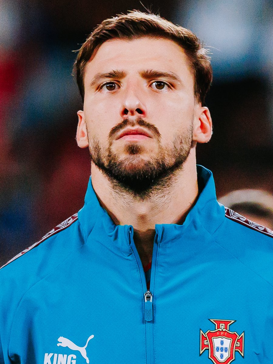 ManCity's tweet photo. Rúben representing 🇵🇹 https://t.co/cmwoaNOpRq