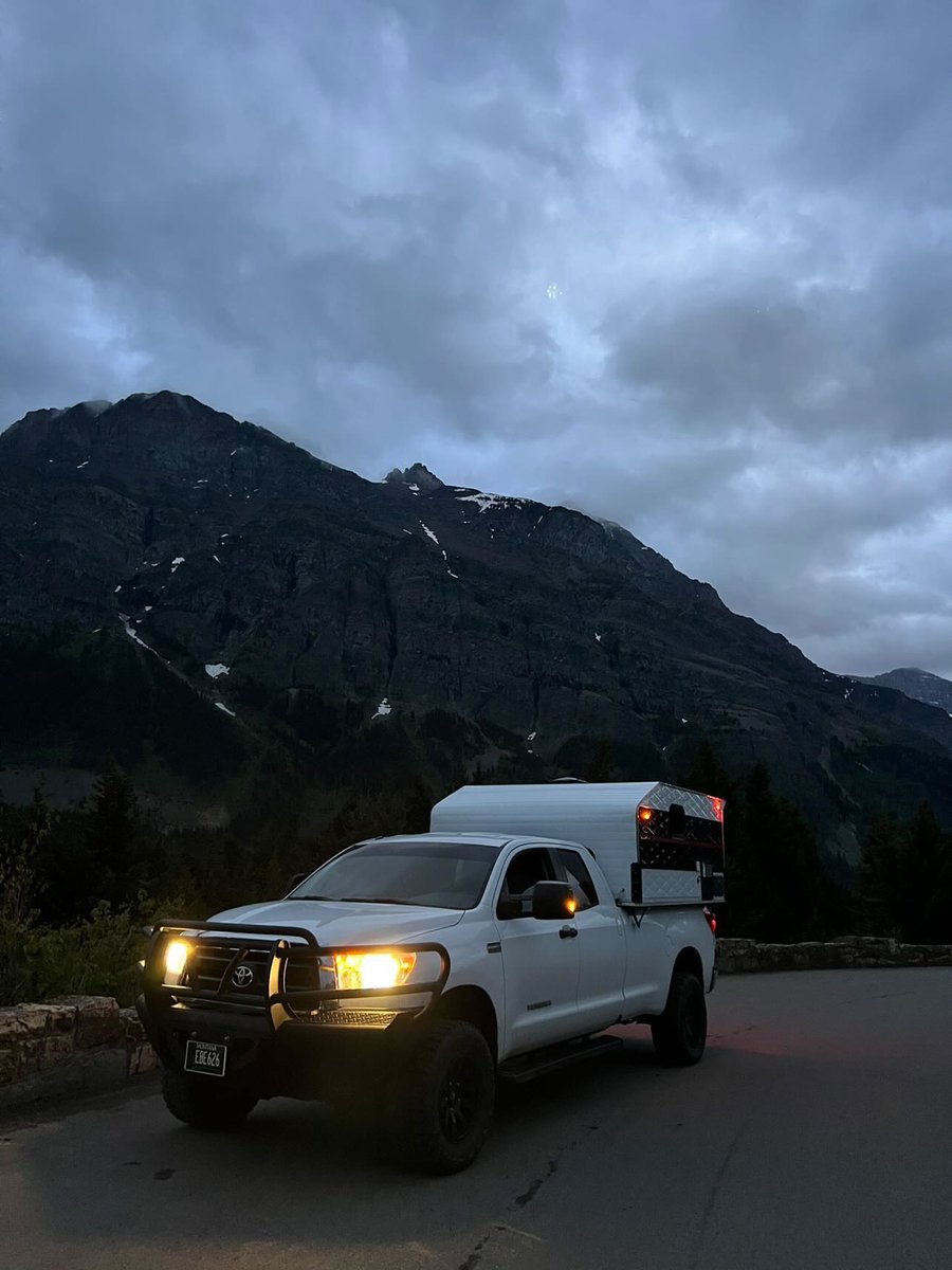 MauricioBao8's tweet photo. I love this rig by @medicine__wheelz—simple, effective, and built for adventure. A 2013 Tundra with a 2017 “cowboy topper” by @capricamper, offering everything you need without the frills. https://t.co/izf05xofhm