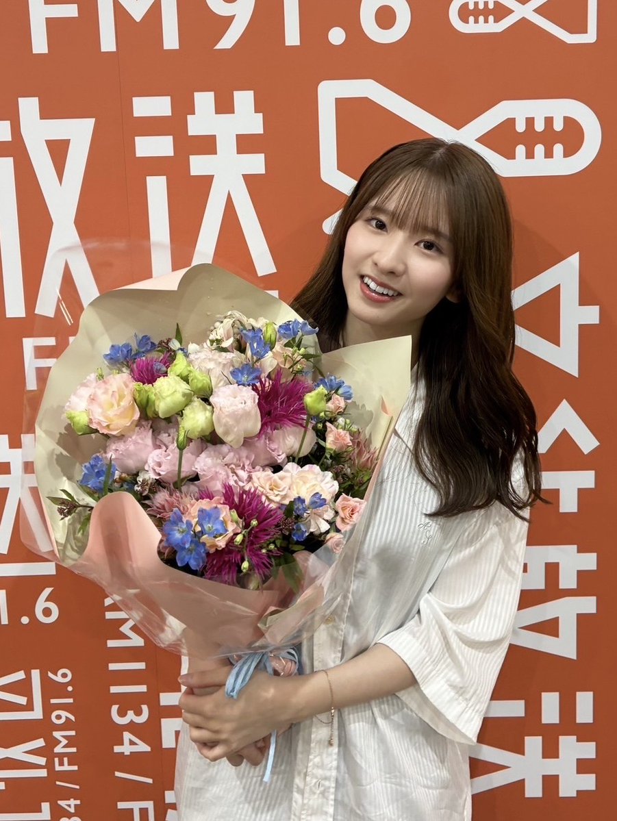 nogi_joqr's tweet photo. /🌸✨🩷
#菅原咲月 さん！約2年半
#乃木のの MCお疲れ様でした🎓
\🌸✨🩵

毎週 #菅原咲月 さんらしい、明るく楽しい
放送をありがとうございました📻

次はぜひゲストでお待ちしております☺️
これからの活躍もずっと応援しています💐

#乃木坂46の「の」
#文化放送 https://t.co/Sro5Zs91Mq