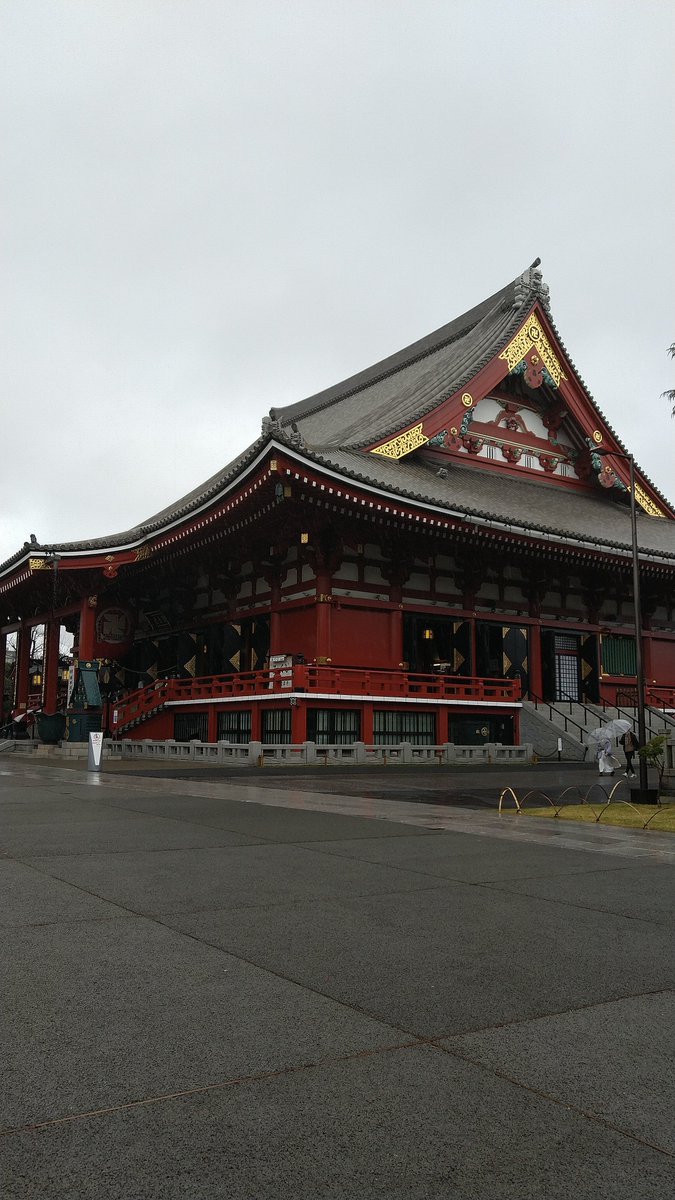 nieaniea's tweet photo. @Nickel_Bouya28 無人の浅草寺も見てください。 https://t.co/xAVw4VOlKM