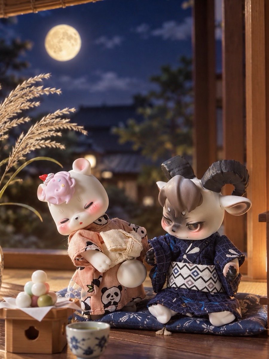 chikage_neko's tweet photo. 🐐「こんなところに美味そうな団子が！」
🐻‍❄️「も〜ボクのしっぽだよぉ」

今宵は楽しいお月見🎑🐇

#中秋の名月 #十五夜
#毎月25日はpukoの日 #kumukuku https://t.co/Ohq3NLPAKR