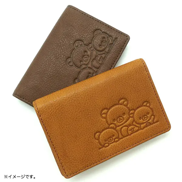 sanx_netshop's tweet photo. ✨リラックマ 本革アイテムが登場🧸🤎

使い込むほど手になじむ牛革シリーズのラゲッジタグ、名刺入れ、IDケース、キーケースをまとめてご紹介🎁✨
旅行やビジネスシーンに寄り添う大人可愛いデザインで、ギフトにもぴったりです✨

詳細はこちら👇
https://t.co/FTAmIdBCOm

#リラックマ #本革 #サンエックスネットショップ