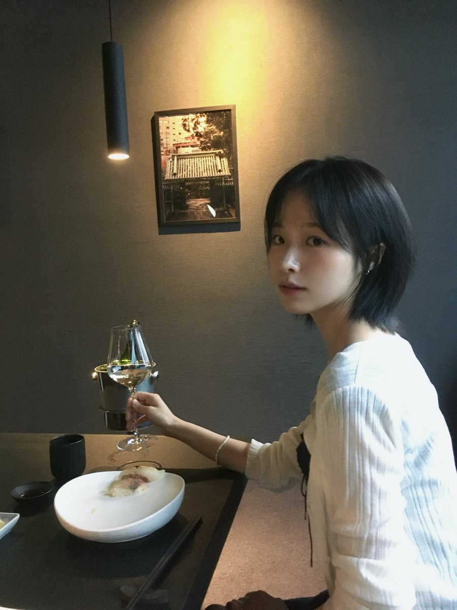 frombomin's tweet photo. 봄랑단 전원 정보민에게 고백///// https://t.co/Vj1LaB1BOe
