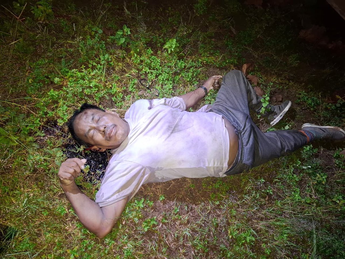 JosephNaga1986's tweet photo. 📢 UPDATE:

The dead bodies of the Four Tangkhul Naga innocent civilians killed by Kuki National Army Burma (KNA-B) and Kuki Village Volunteers Eastern Zone (kVVEZ) yesterday evening. 

Question ⁉️ 
1. Why is Myanmar based Kuki Narco-Terrorists having free access to soil of India?
2. Where is the protection of civilians from the State and Central Government from attacks on civilians by foreign armed outfits?
3. Who will provide justice for the innocent lives lost?
@PMOIndia @HMOIndia @adgpi @rajnathsingh @BSF_India @CMO_MANIPUR_ @LokBhavManipur
@ANI @thewire_in @ThePrintIndia @IndiaToday @IndiaTodayNE @republic @IndianExpress @thecaravanindia @DeccanHerald @htTweets @the_hindu @newslaundry @newsreel_asia @karishmahasnat @rajkbhat @tweets_prateekg @NilakshiRabhaIN
@nit_set @SumirDH @jeegujja @hornbilltv @Nagaland_Post @NELiveTV @ukhrultimes @meiteiheritage @EastMojo @LIANGMAIPOST @Makaam271yr @NewsNltv @ramindesai @LevinaNeythiri @vijaita @TheBlueHills49 @AbhijitChavda
@OHCHRAsia @KenRoth @India_NHRC