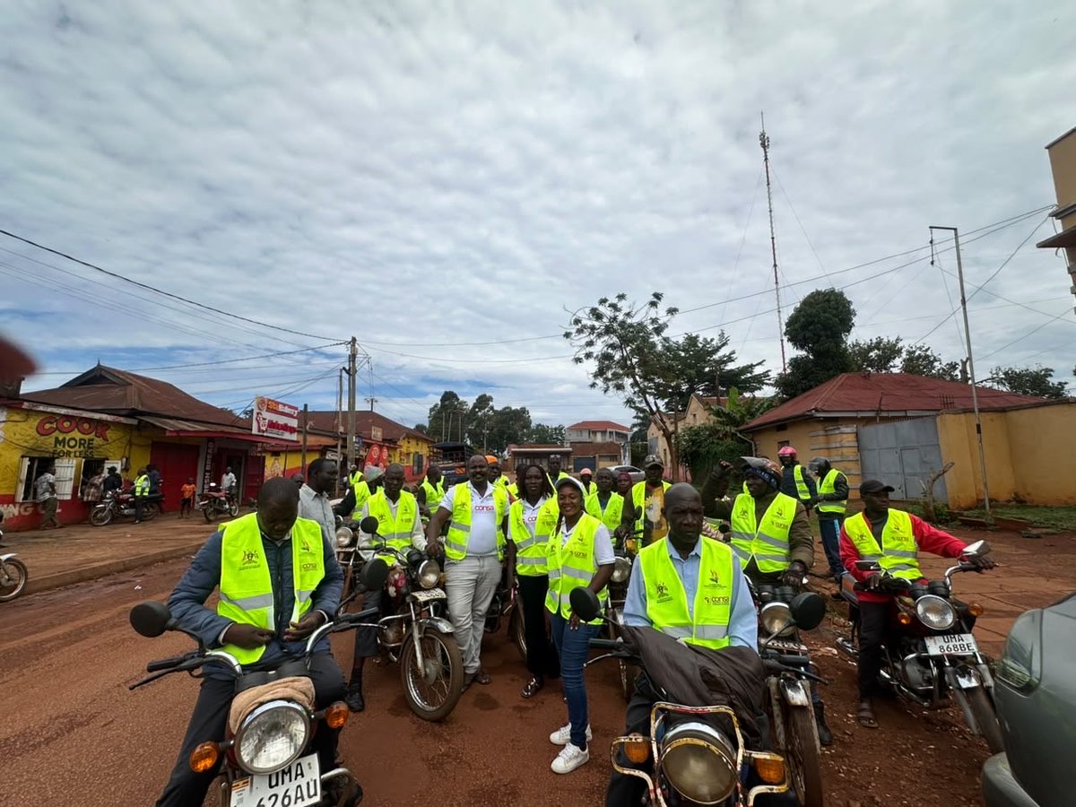 RaisingHopeInt2's tweet photo. 🚨 HAPPENING NOW IN JINJA!

Hundreds of boda boda cyclists are receiving reflective jackets in different parts of Jinja District as part of an initiative by Raising Hope International Friends (RHIF), in partnership with the Ministry of Health, under the CONSA Project.

The initiative aims to promote awareness and uptake of newborn screening for Sickle Cell Disease, while equipping boda boda riders to become visible community champions for early detection, referral, and access to care.

Together, we are taking the message of early screening and prevention closer to families and communities.

#RHIF #CONSA #SickleCellDisease #NewbornScreening #KnowYourStatus #Jinja #MinistryOfHealth #SickleCellAwareness