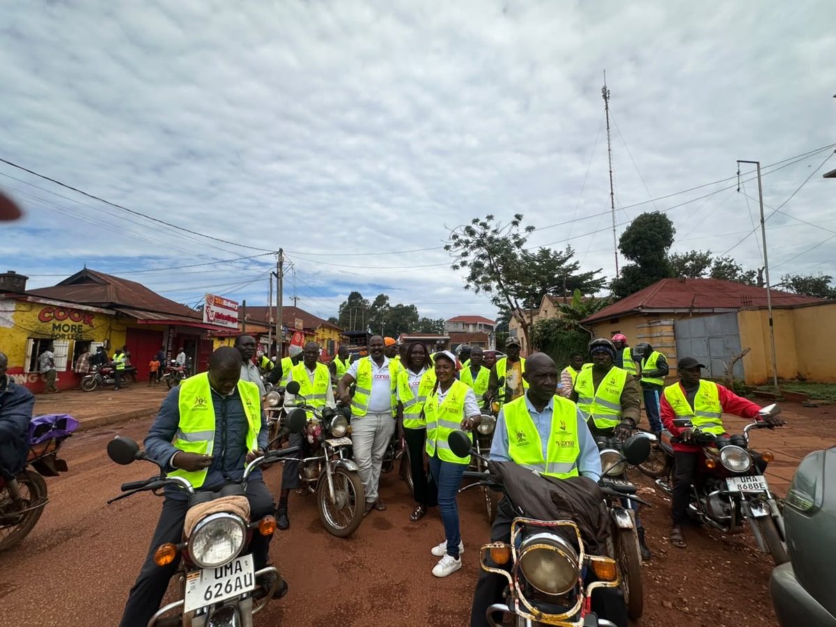 RaisingHopeInt2's tweet photo. 🚨 HAPPENING NOW IN JINJA!

Hundreds of boda boda cyclists are receiving reflective jackets in different parts of Jinja District as part of an initiative by Raising Hope International Friends (RHIF), in partnership with the Ministry of Health, under the CONSA Project.

The initiative aims to promote awareness and uptake of newborn screening for Sickle Cell Disease, while equipping boda boda riders to become visible community champions for early detection, referral, and access to care.

Together, we are taking the message of early screening and prevention closer to families and communities.

#RHIF #CONSA #SickleCellDisease #NewbornScreening #KnowYourStatus #Jinja #MinistryOfHealth #SickleCellAwareness