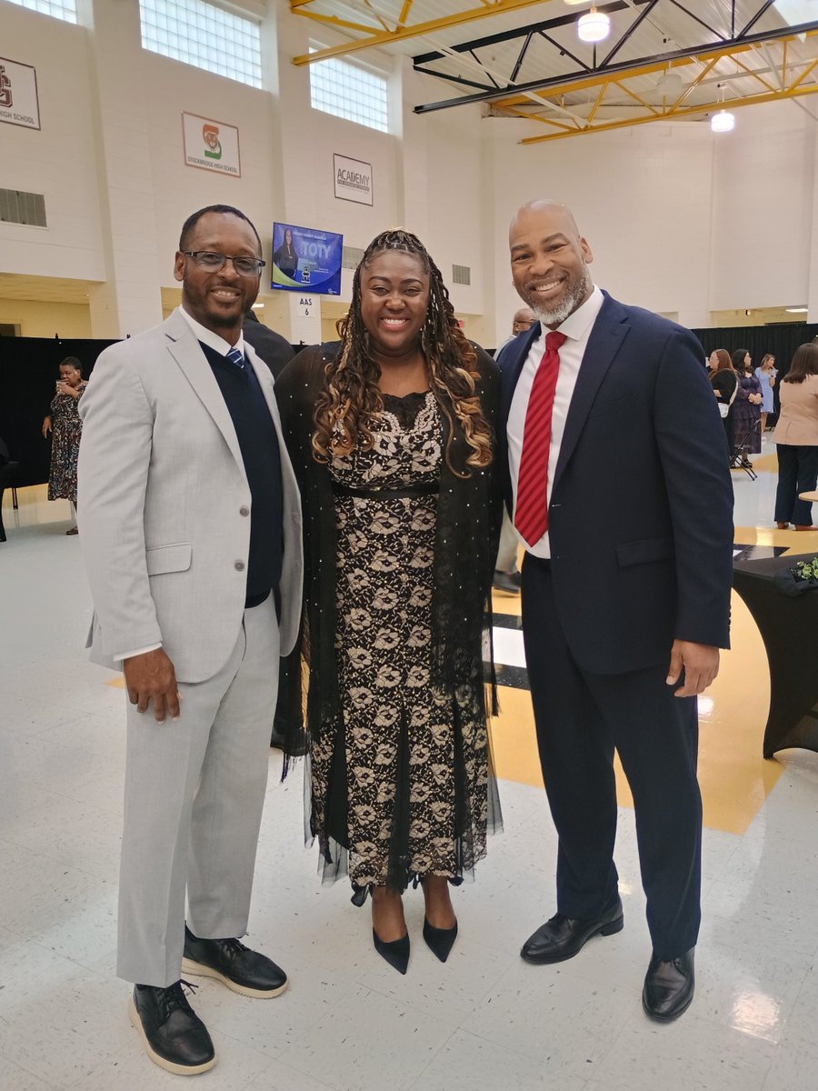 TriMATHleteUSA's tweet photo. A tremendous thank you to my resilient family and some of the key pillars who have supported and mentored me throughout my Henry County experience to now. Thank you Mr. Mattox @AntonioMattox2 , Mrs. James @Math_HCS, Renee Owen @crypticmaestro,  Dr. Blasingame @PrincipalBGame, Dr. Underwood @CoachMikalUwood , Mrs. Watson @MWatson_AP , Dr. Nunnally @ENunnallyEdu , and AD Cohen@EnochCohen_ 
Thank you all for being such present beacons of light in some of the most pivotal moments in my life in and out of classroom.  Thank you Henry County Schools for a beautiful celebration @HenryCountyBOE.
 Eternally grateful 🌹