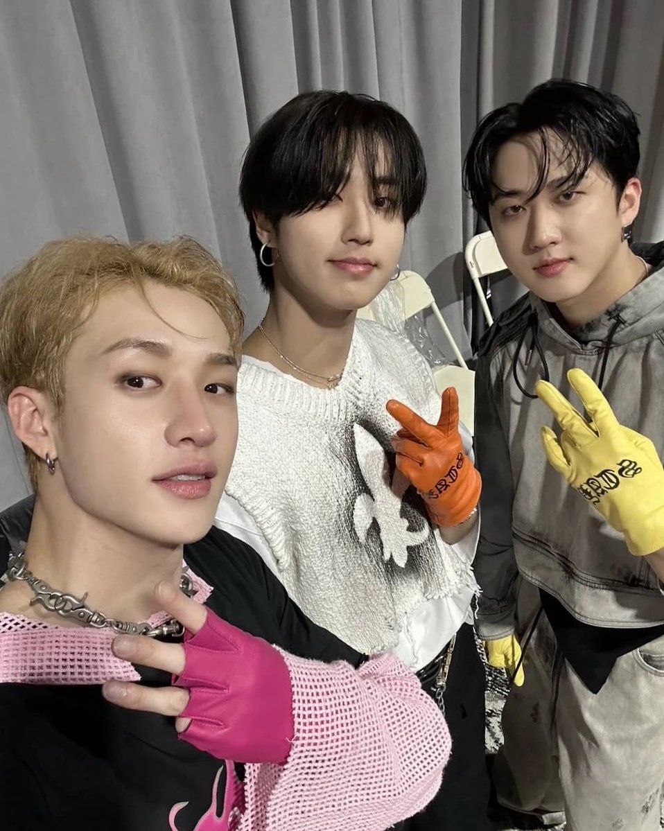 KpopInside4rdi's tweet photo. 🚨| Stray Kids rap line called 3racha has started following Chris Brown on Instagram. 

— The IG account is managed by 3 of them https://t.co/2jg2P2jXyz