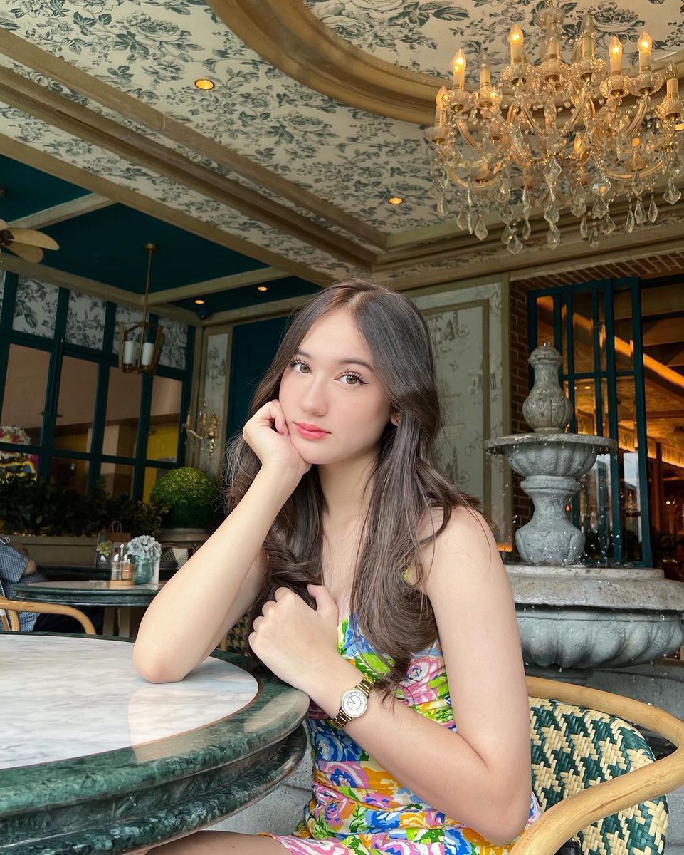 hotliveind's tweet photo. Aku senyum karena kamu, tahu?
#hot51 #hot51apk #hot51indonesia https://t.co/KNvvTxBkEK