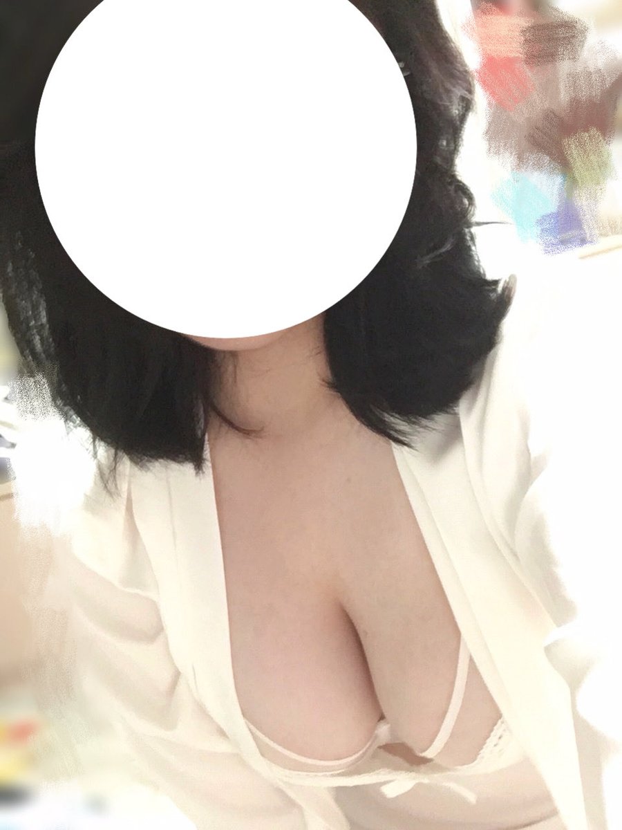Delight824's tweet photo. 真的好想被操啊……#反差 #母狗 #骚货 #处女 https://t.co/9IhZ1NFiM6