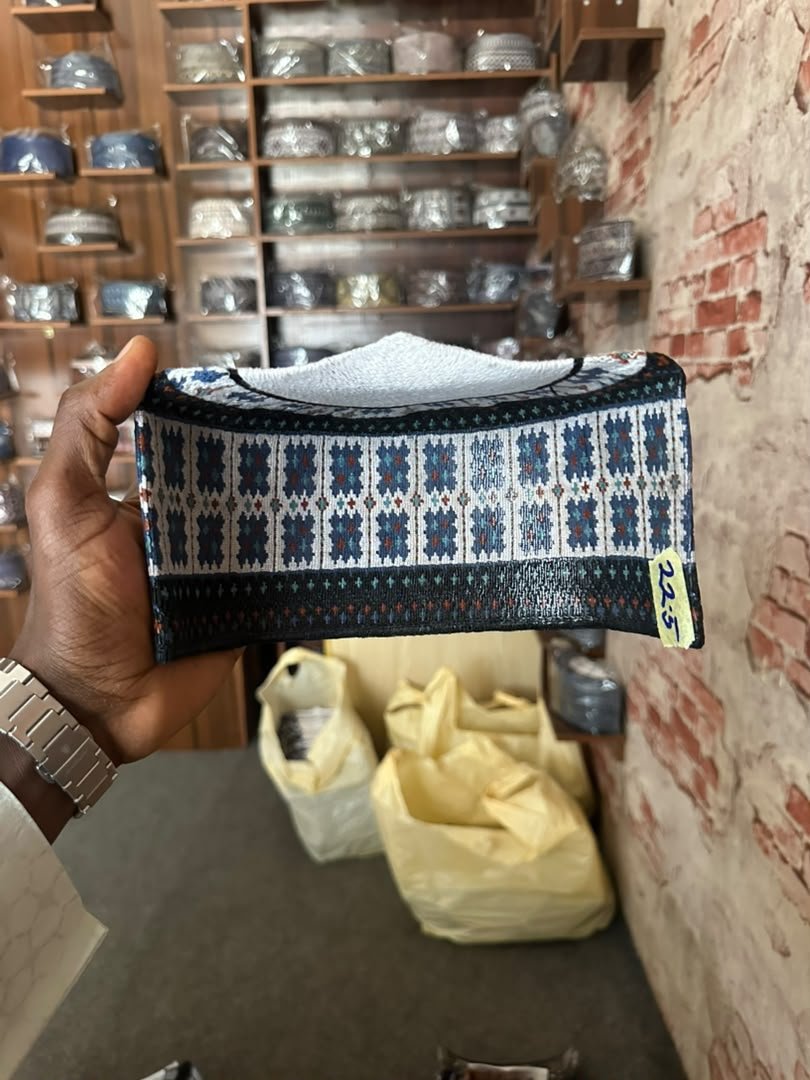 TweetsbyAzeez's tweet photo. HIGH QUALITY CAPS 🔥🎊

🏷️:37K EACH

☎️:08148663410

https://t.co/6ueLgGIWLd - ✅ https://t.co/hlHPMni4oX