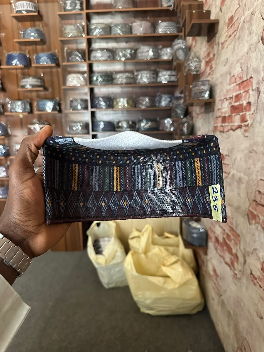 TweetsbyAzeez's tweet photo. HIGH QUALITY CAPS 🔥🎊

🏷️:37K EACH

☎️:08148663410

https://t.co/6ueLgGIWLd - ✅ https://t.co/hlHPMni4oX