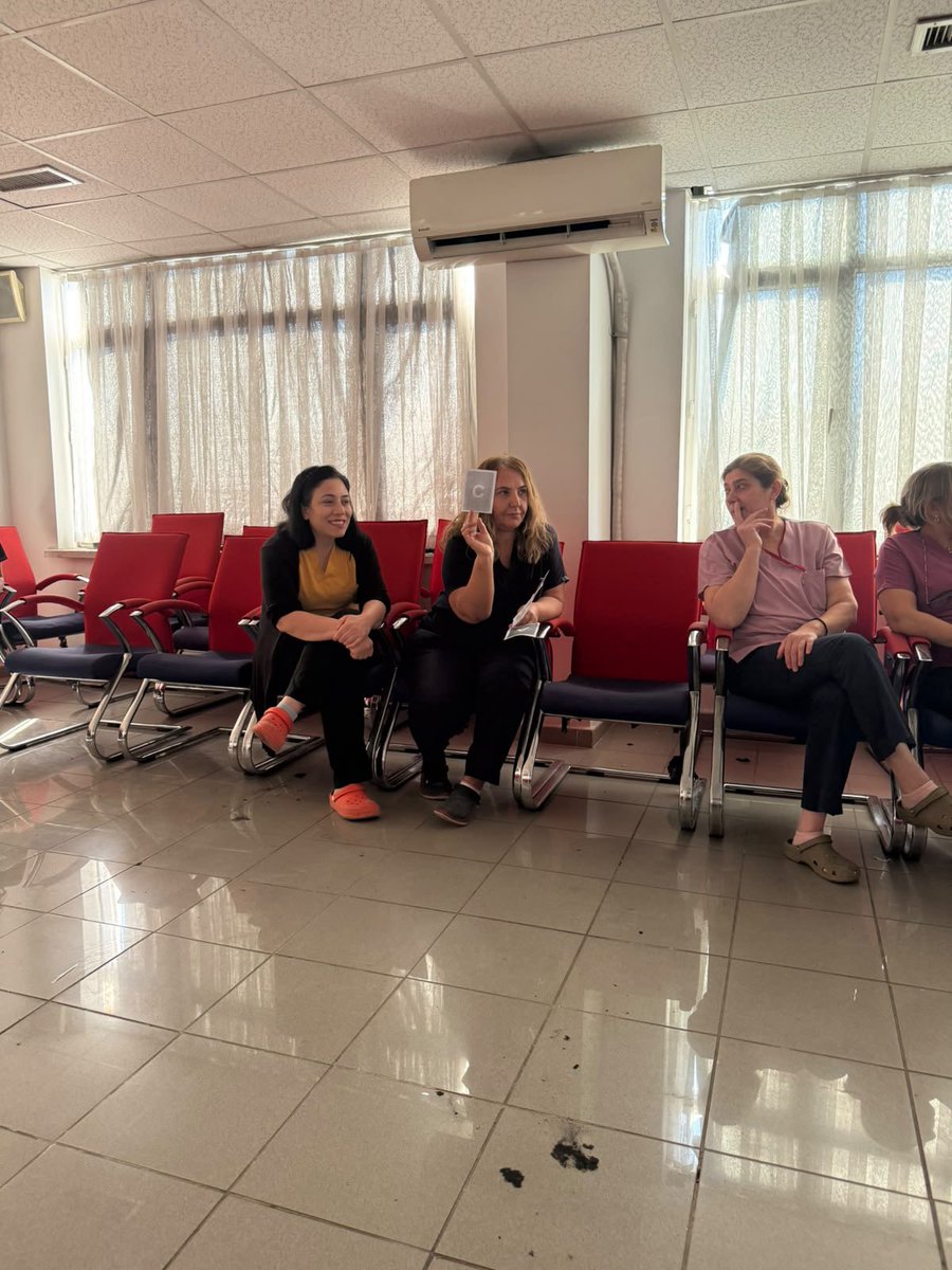 SalihliDevlet's tweet photo. Hastanemiz içi motivasyonu artırmak, birimler arası iletişimi güçlendirmek veya personelin mesleki bilgilerini tazelemek amacıyla bilgi yarışması düzenlenmiştir. https://t.co/VEJJsBs67q