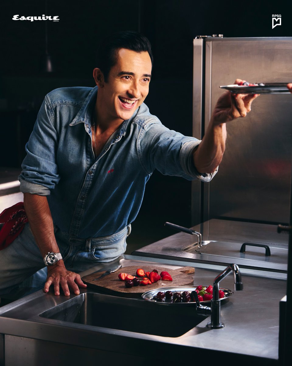 esquire_india's tweet photo. There is a discipline running through everything #RahulKhanna does. He enjoys formality and the structure that comes with it but knows that rules are meant to be understood before they are challenged. 

Read more: https://t.co/mc1izGTQbh https://t.co/bPd4u9sAqc