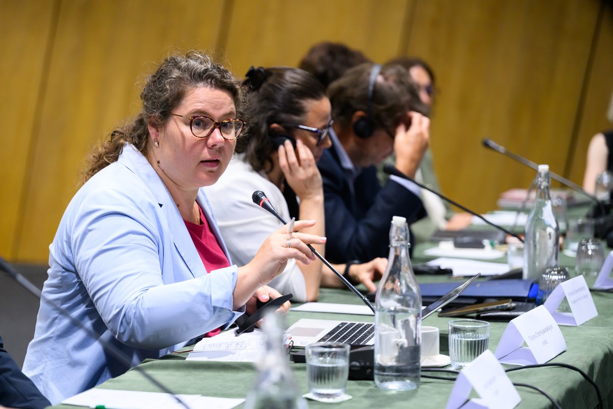 UNDPGeorgia's tweet photo. Exploring extended producer responsibility and sustainable waste management, from vehicles and batteries to packaging and e-waste. 

Discover our work with @EuinGeorgia, @UNIDO &amp; @Umwelt_AT supporting Georgia’s circular transition.

➡️ https://t.co/qMy9AFDJnG
♻️ #CircularEconomy https://t.co/ciyC8gV46O
