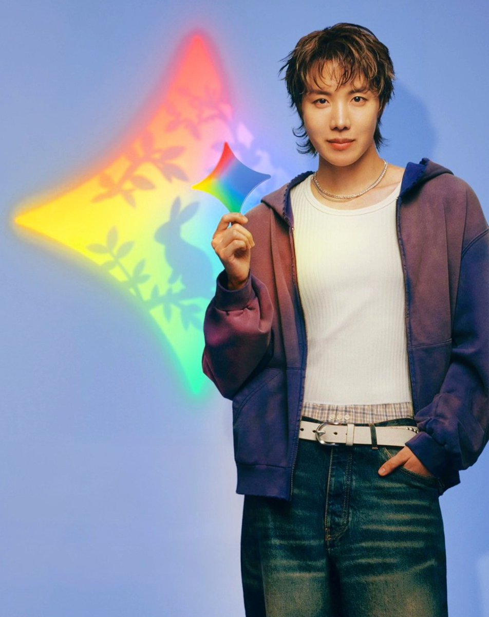 btsforeva96's tweet photo. Jhope for BTS Gemini ✨️
#hobi #JHOPE https://t.co/7dKobcJSMB