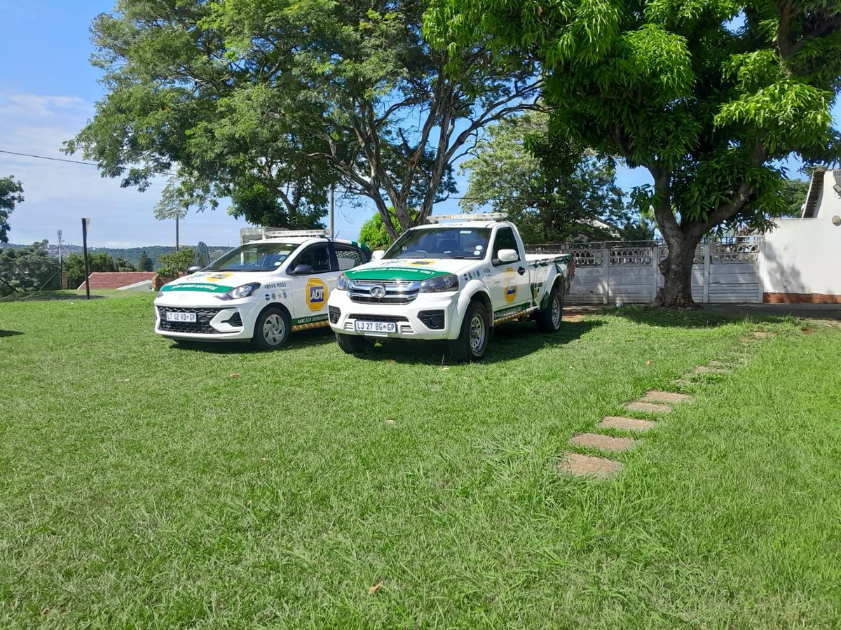 Fidelity_Secure's tweet photo. Proud protectors of Parlock! Our Fidelity SRU team are visible and have got all eyes on the ground. We are in the community for the community, always offering peace of mind. With us around, you have one less thing to worry about.
#FidelityADT #Parlock #KZN #visibility #patrols #AlwaysThereforyou #community #keepingwatch #keepingyousafe #securingyourassets #safetyfirst #FidelityServicesGroup #WeAreFidelity