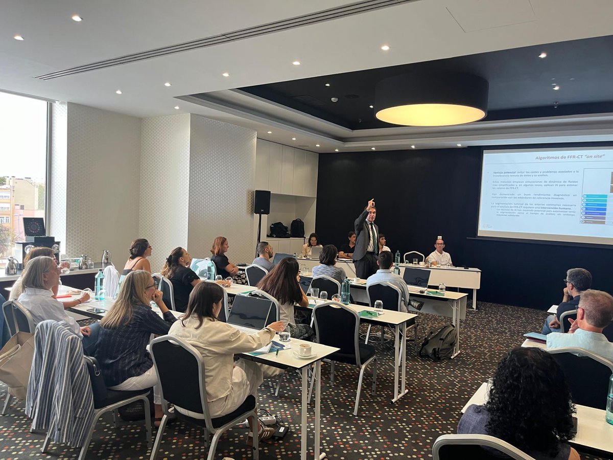 JRodriPalomares's tweet photo. 🤝 Gracias a @ROVI por invitarnos @vallhebron al taller de FFRct con CTAplus, por la excelente organización y por confiarnos el contenido científico y los casos.
👏 ¡Sala llena y gran interés por seguir aprendiendo!
#ImagenCardíaca #CardioTC #FFRct @vallhebron https://t.co/g0DXSBYP82