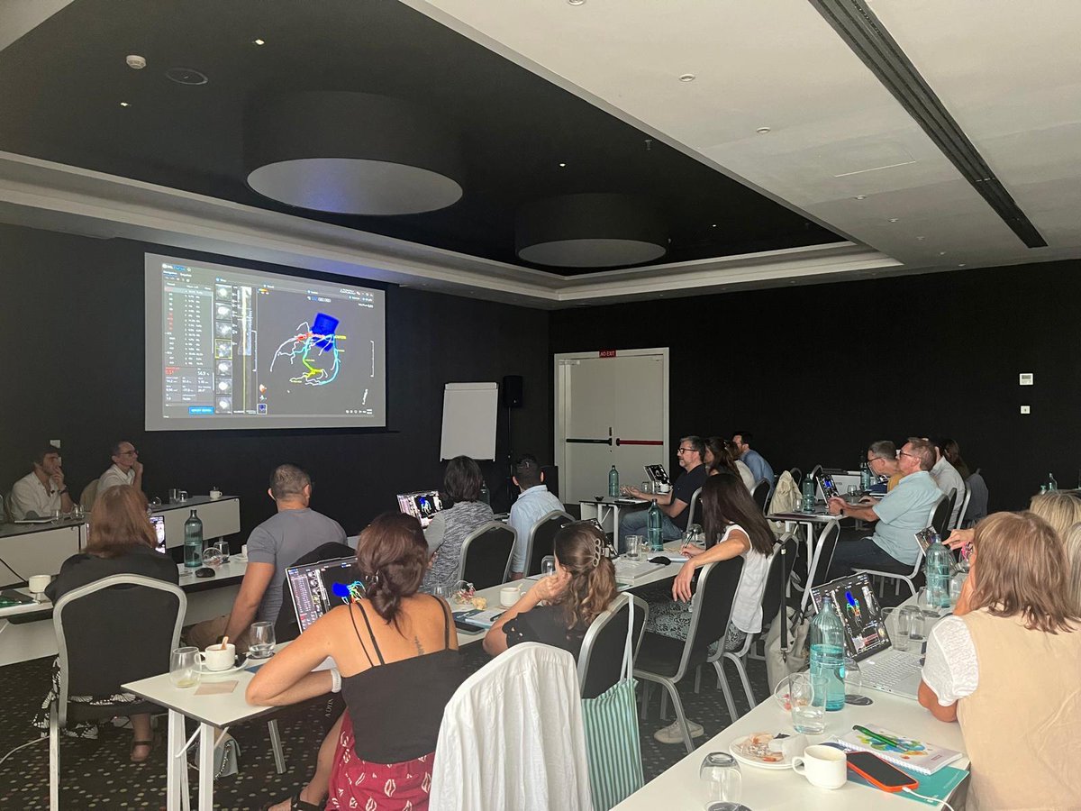 JRodriPalomares's tweet photo. 🤝 Gracias a @ROVI por invitarnos @vallhebron al taller de FFRct con CTAplus, por la excelente organización y por confiarnos el contenido científico y los casos.
👏 ¡Sala llena y gran interés por seguir aprendiendo!
#ImagenCardíaca #CardioTC #FFRct @vallhebron https://t.co/g0DXSBYP82