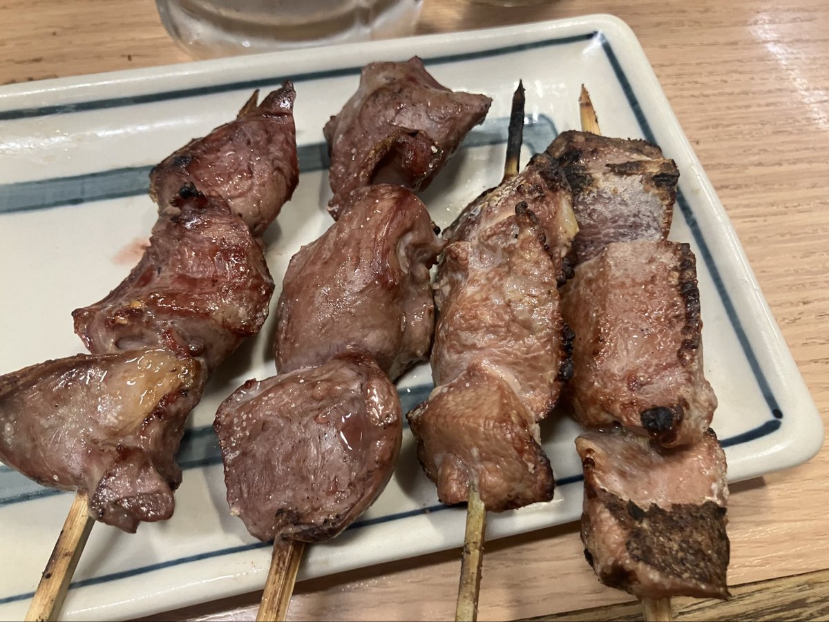 sim_no_life's tweet photo. 上野へ移動。大統領が空いてた。ラッキー✌️ https://t.co/hOCMtFJkLY