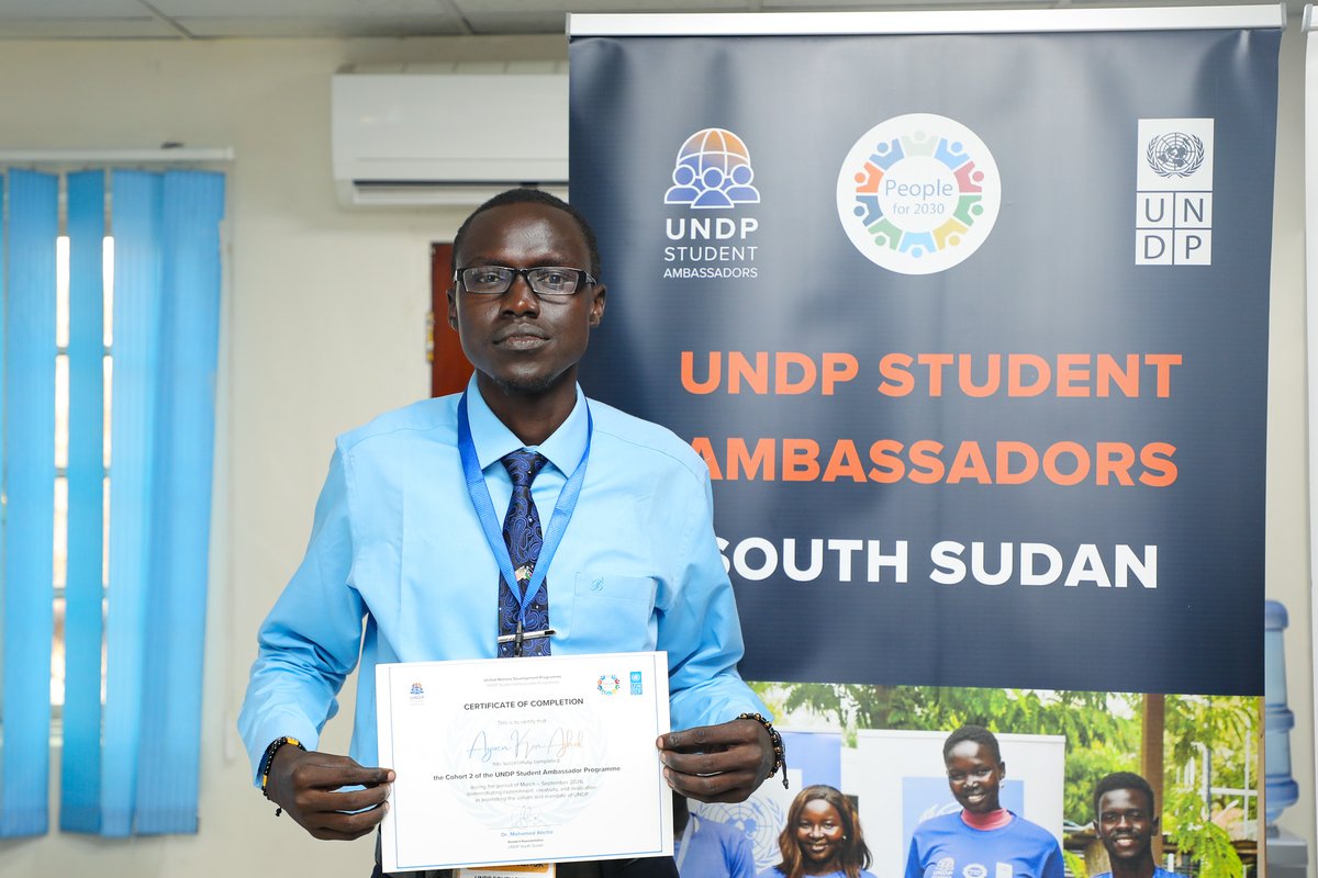 undpsouthsudan's tweet photo. 🎓 Congratulations to the 13 graduates of Cohort 2 of the UNDP South Sudan Student Ambassadors Programme!
These young leaders have strengthened their skills, expanded their networks, and are ready to drive positive change in their communities. 
We are so proud of your efforts. 
The future is yours to shape. 🌍✨