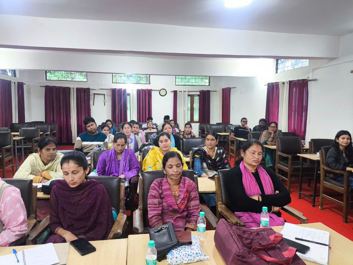 REAPPauri's tweet photo. Training Update: Business Planning and Marketing*
Venue:* RSETI, Pauri Garhwal
Dates:* 24th to 26th Sept 2026
The 3-day training program on Business Planning and Marketing* began with a lamp lighting ceremony by Federation Core Members.
@cdo_pauri @REAPUttarakhand @MoRD_GoI @IFAD https://t.co/ZRJLwsBLII