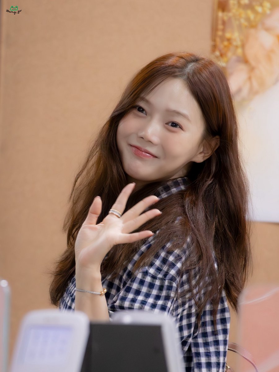 DDeung_yu's tweet photo. 260924 볼륨을 높여요 쩡이💕

#효정 #hyojung #오마이걸 #ohmygirl https://t.co/U60r6obheV