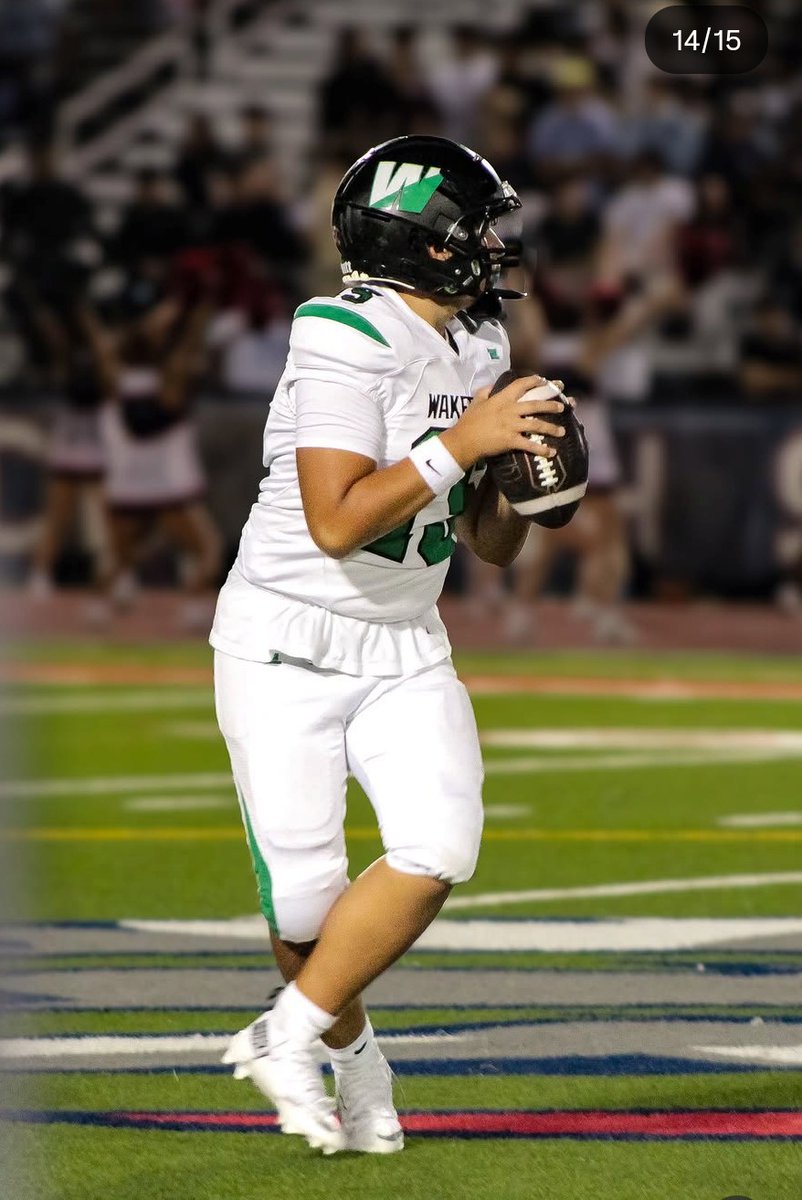 gmaxfqb's tweet photo. the season is not going the way we want it to, but I am learning a lot and am confident we will turn it around. Making the most of every rep and every practice to get better. Pics by og_flixbymomma on IG https://t.co/5H79ZrmvUy