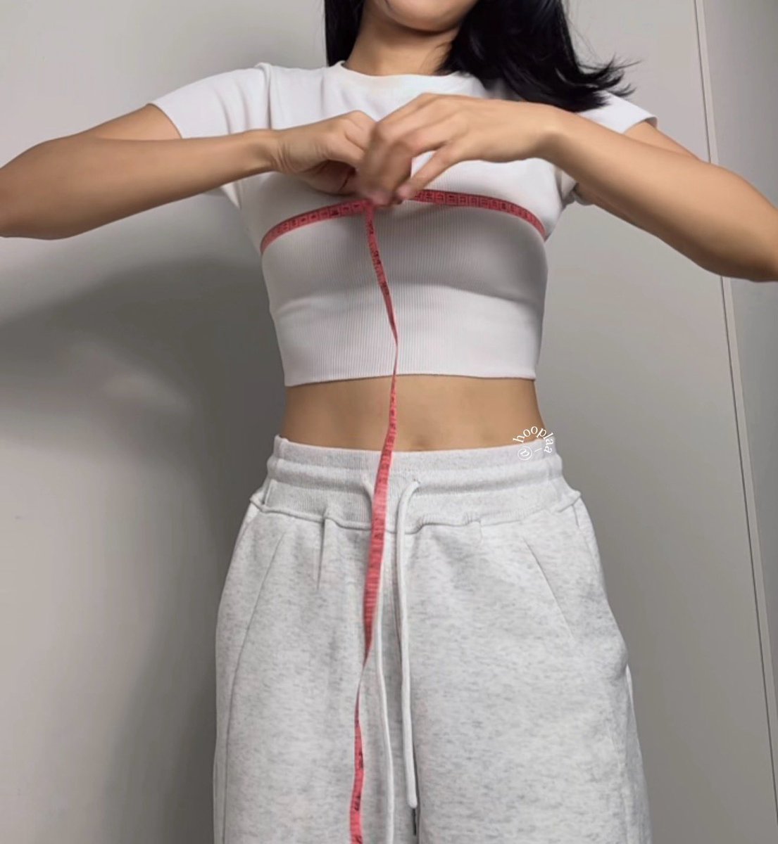 hooplaa_'s tweet photo. ini bener bgt.. angka bukan penentu gede atau kecilnya pyd tapi justru dilihat dari cupnya (ABCDE,dst)

nah buat kalian yg masih bingung sm size branya, bisa ikutin tutor cara hitung dibawah ini sekaligus rekomend branya https://t.co/mLiPcaab4H