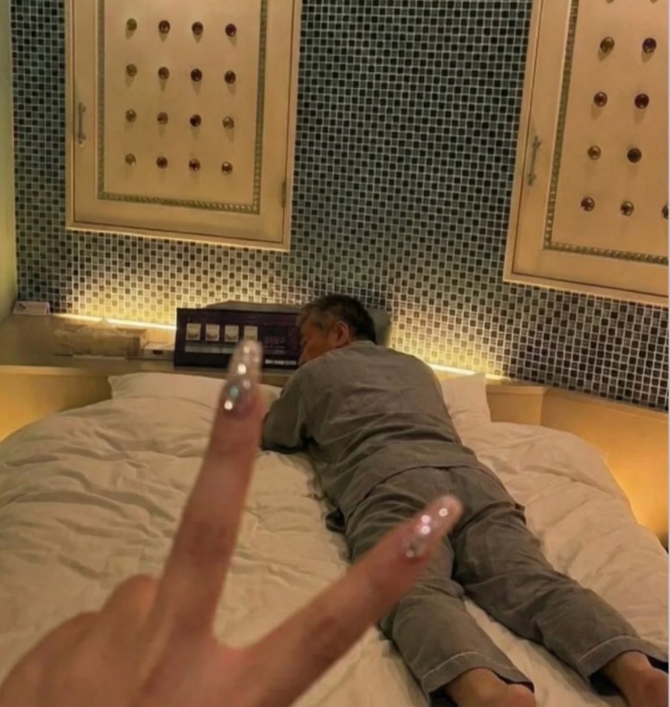 Na___a072's tweet photo. やっぱホテルより家派🤭 https://t.co/tu8z2swmtS