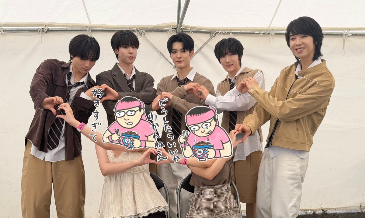hnmt_ambio's tweet photo. 260925 ENTA PARK FES 2026

「私たちみんなのこと好きだから🥹🫶🏻」

 #AmbiO #엠비오 #エンビオ https://t.co/h1lcRcgiwd
