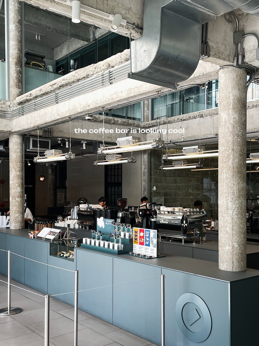 XiaoRodrig5q's tweet photo. Visited the Phaya Thai branch three years ago, and it quickly became one of my favorite coffee shops in Bangkok. Finally made it to their other branch—same warm service, great coffee, and beautiful ambiance. Worth the trip. https://t.co/QBIf9UjzKB