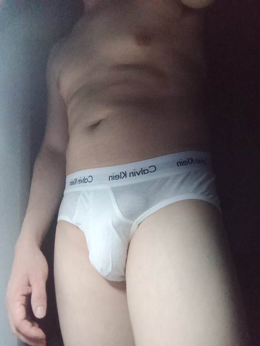 isma3912's tweet photo. ⬆️➡️⬇️⬅️⌚ https://t.co/byC7v3ZY4m