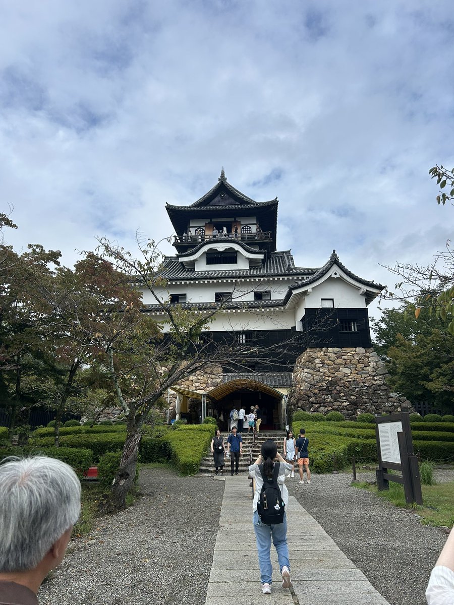 48LieZombie's tweet photo. 9/12〜9/16 🚄名古屋旅行
彼女の家族とご飯行けて 家族写真撮って
彼女とお揃いのもの買って
今回も楽しい旅行でした✌️

彼女のお母さん  冷蔵庫に
前回撮った写真 貼ってくれてるから
今回も 貼ってくれるかな？🤭

次回は年末！
風邪、怪我ないように 筋トレ継続💪 https://t.co/YiEM6Cgdmh