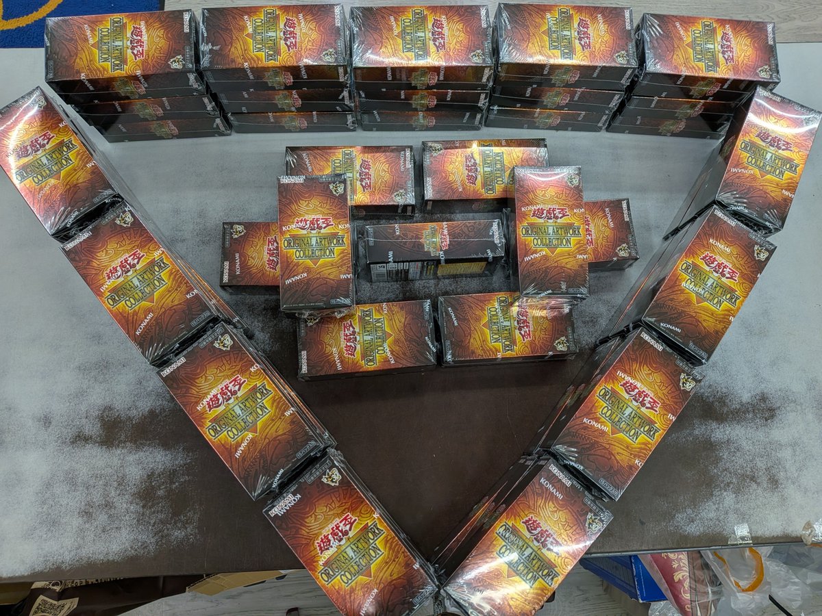 book_offkitakar's tweet photo. 明日発売の遊戯王「ORIGINAL ARTWORK COLLECTION」入荷いたしました！
こちらはお一人様3BOXまでの販売となります！ https://t.co/4MroKk4MDW