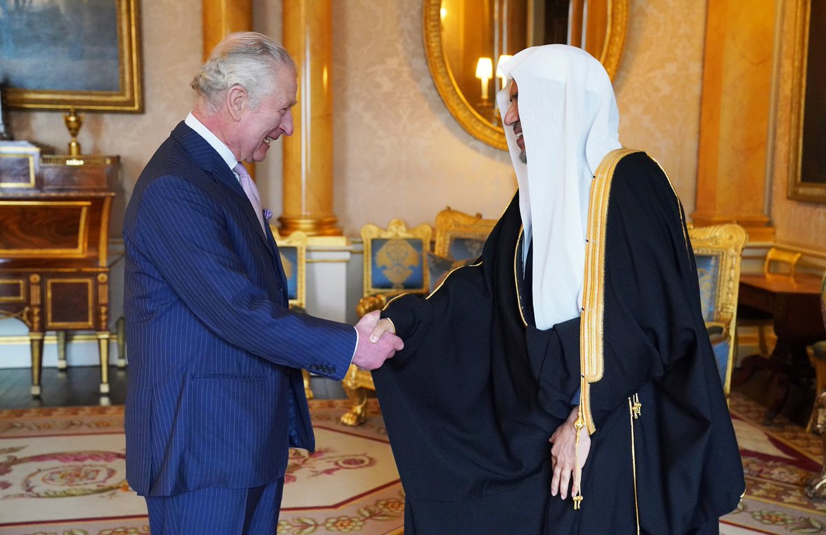 BasilTheGreat's tweet photo. 🚨NEWS: King Charles III's charity has joined forces with Britain's largest Halal Meat supplier to 'advance mental health awareness and improve access to care across Pakistan'

He wants to be the King of Islam https://t.co/fZwqm6rqd6