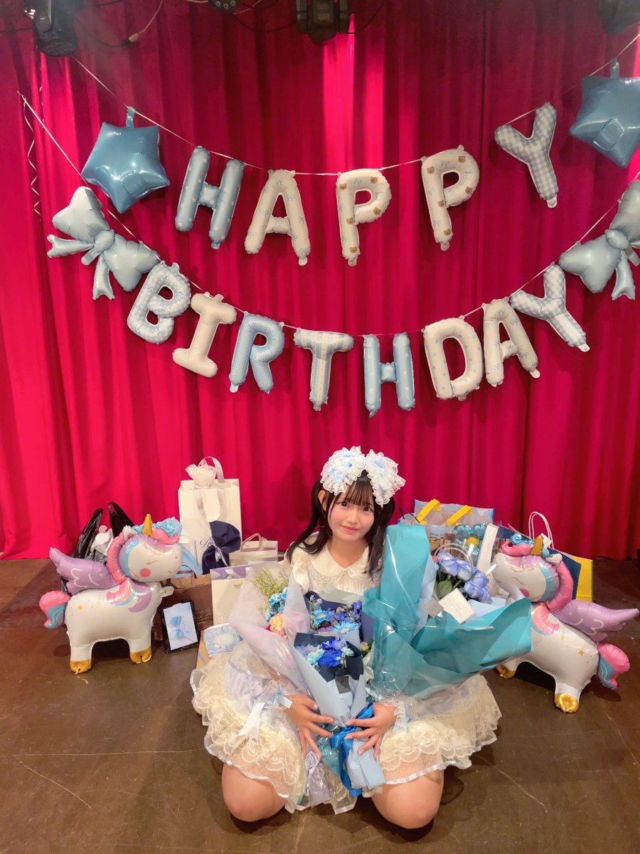 Hacchan_twinkle's tweet photo. 【🩵天羽うた 15歳になりました‼️🩵】

今日9月25日うた15歳になりました！

アイドル活動を初めて約3年…色んな方々に出会って色んな場所でたくさん成長することが出来ました！

これからも全力で頑張りますので天羽うたの応援よろしくお願いいたします🙇‍♀️

3枚目ALT⬇️

 #天羽うた 
 #はっちゃん https://t.co/lavCmk4S5s