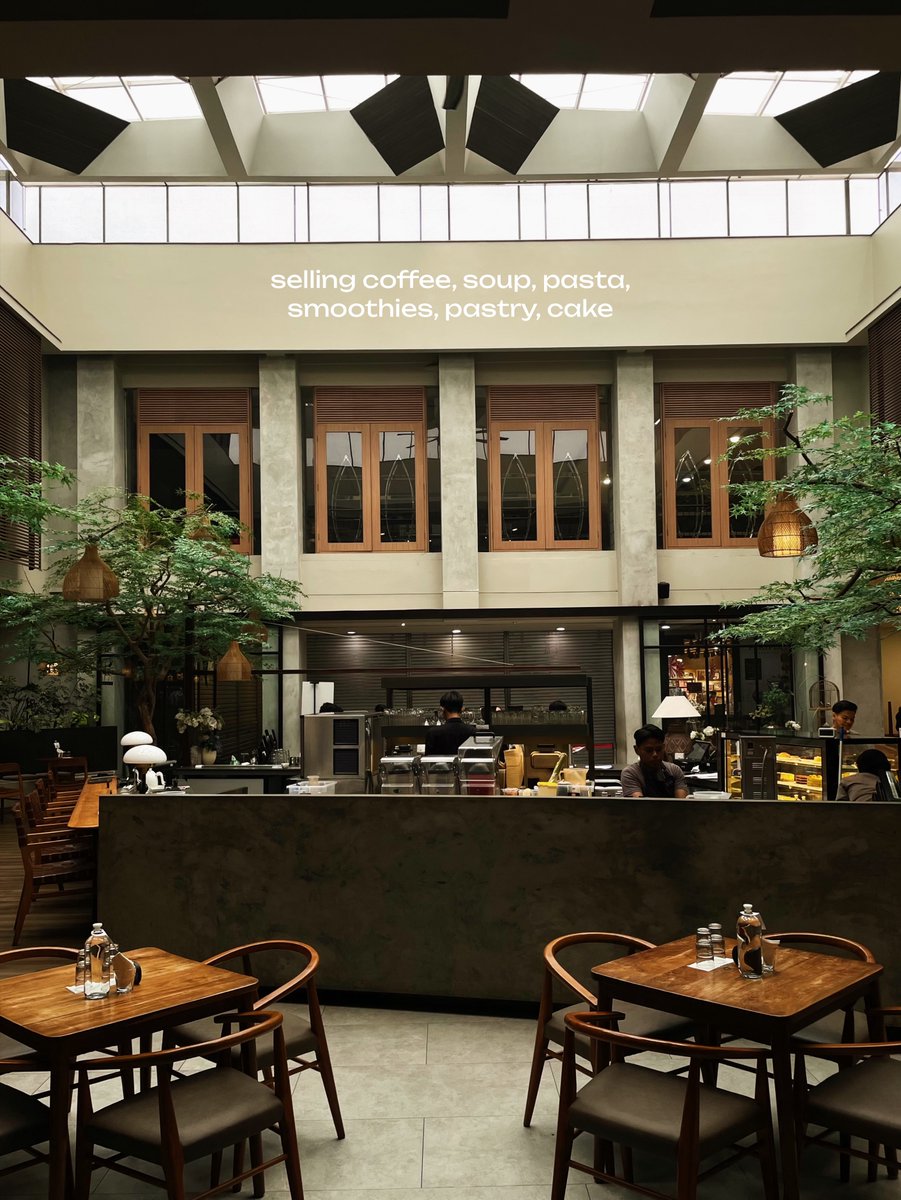 XiaoRodrig5q's tweet photo. After an early jog, I spent a quiet hour alone at this bright space in Dago. Arrived around 7 a. m., ordered a delicious long black, and enjoyed the fresh air, peaceful view, and slow start to the day. https://t.co/ERhiafMGao